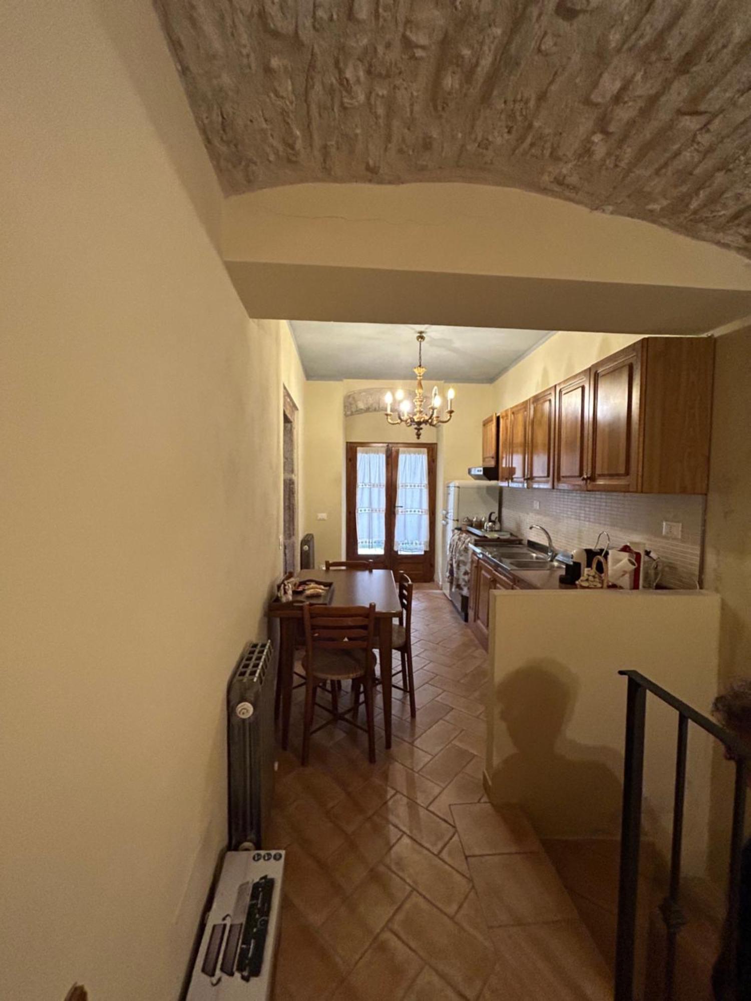 Appartamento Storico A Valle San Martino Di Spoleto Exterior photo